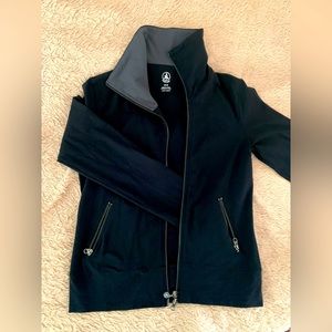Roots Yoga light jacket, size M